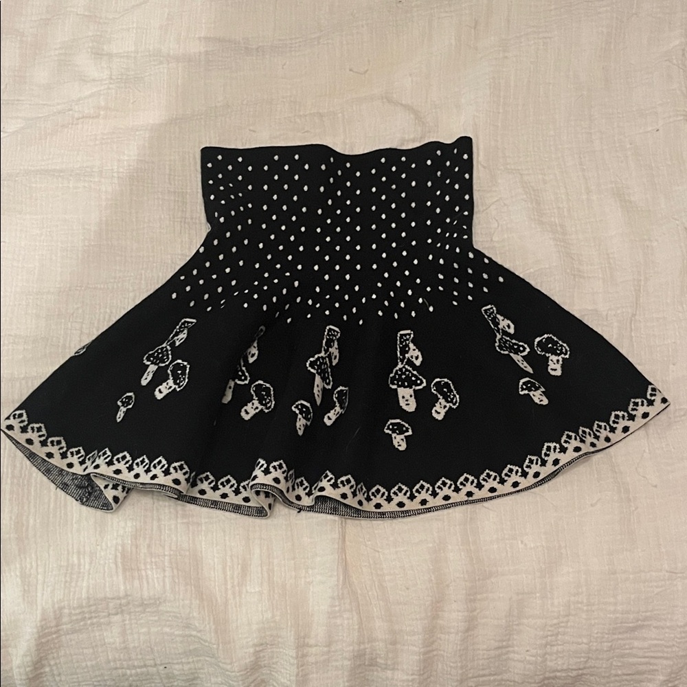 Mushroom graphic skater skirt